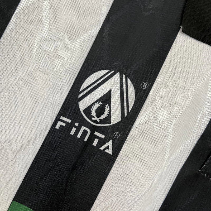 Camisa Botafogo Home 1995/96 - Retrô Finta Masculino - Preto e Branco